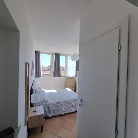 Trilocale Relax Wi-fi E Parcheggio Διαμέρισμα Όλμπια